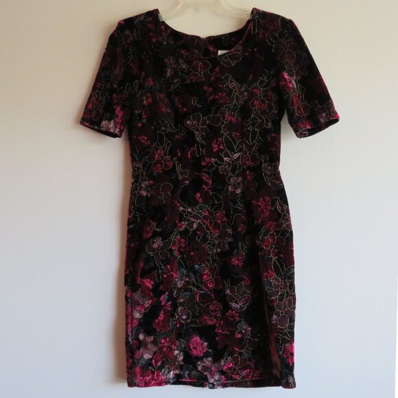 Paris Sport Club Woman’s Vintage Floral Burgundy Velvet Sheath Dress size 7B - Picture 1 of 12